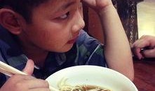 娱乐吃瓜酱石头,石头背后的故事与魅力揭秘